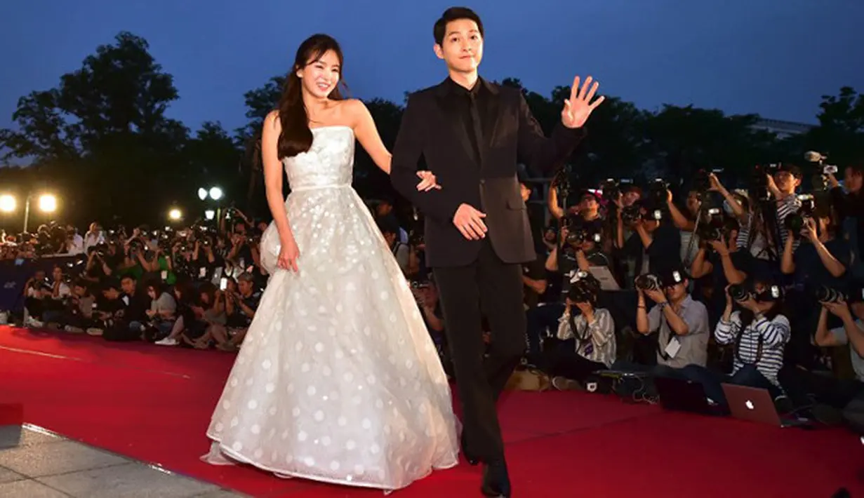 Menjelang hari pernikahannya yang semakin dekat, Song Hye Kyo akhirnya bersedia mengungkapkan isi hatinya. Ia mengatakan bahwa Song Joong Ki adalah jawaban atas doanya selama ini. (AFP/Yung Yeon Je)