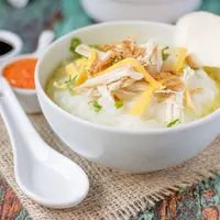 Ilustrasi bubur ayam./Copyright shutterstock.com/g/arissetya