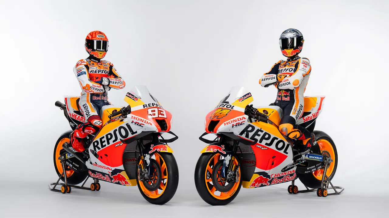 Dua pembalap Repsol Honda Marc Marquez dan Pol Espargaro