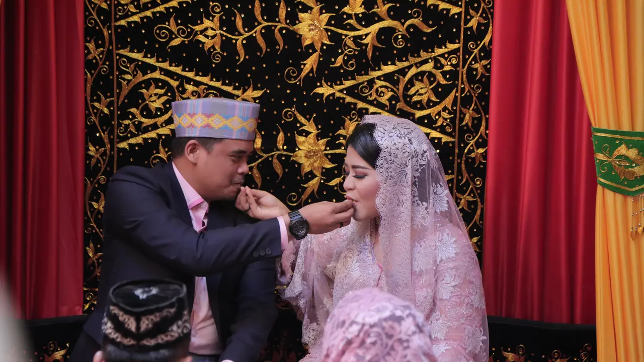 [Bintang] Kahiyang Ayu dan Bobby Nasution