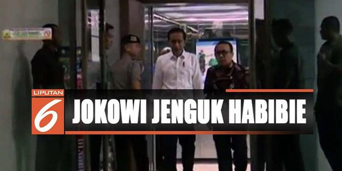 Kala Jokowi Jenguk BJ Habibie di RSPAD