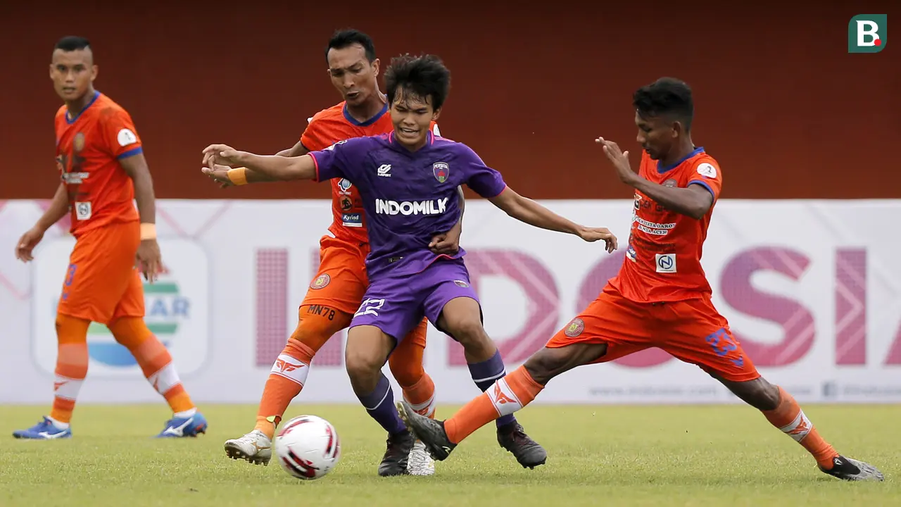 FOTO: Persiraja Banda Aceh Bantai Persita Tangerang 3-1