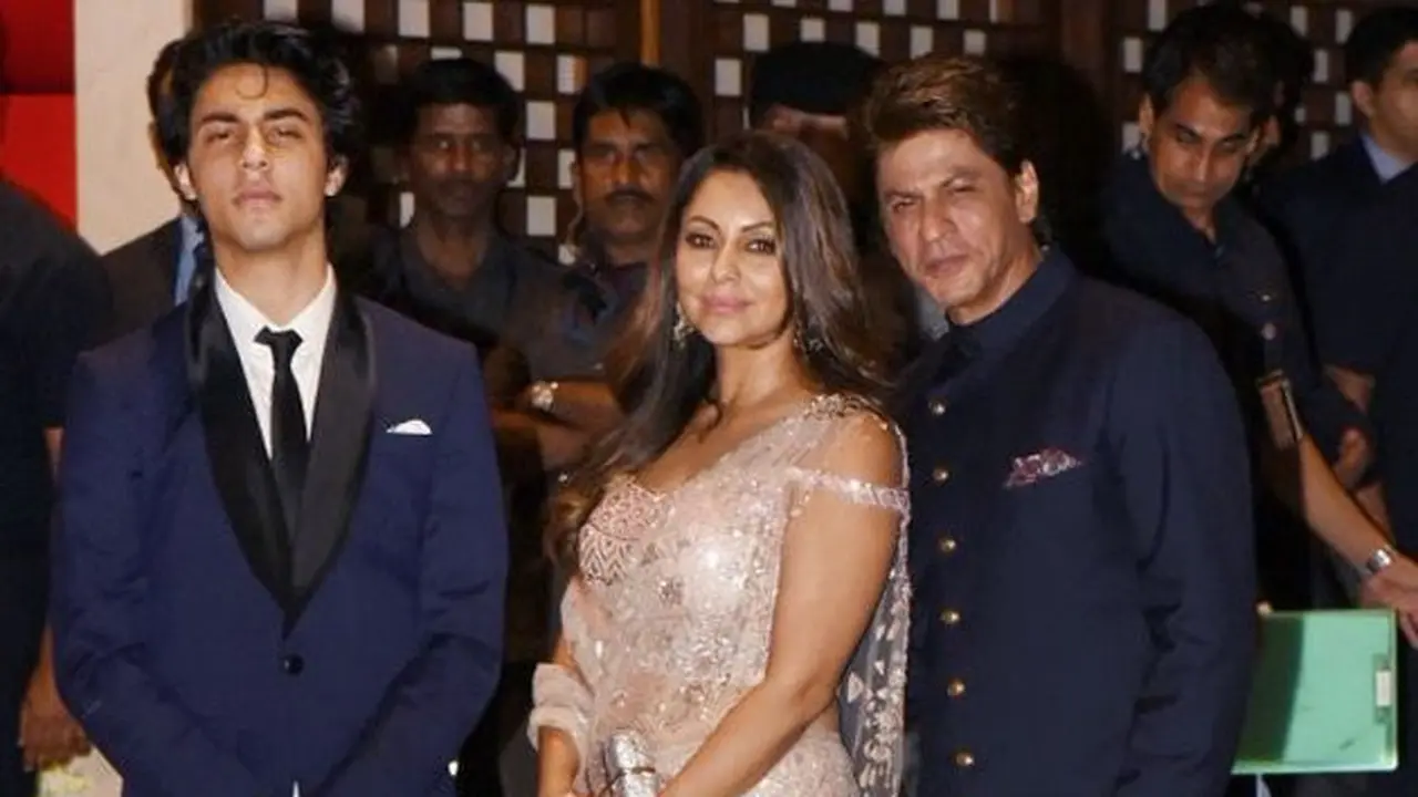 Aryan Khan Anak Shah Rukh Khan Ditangkap Diduga Karena Narkoba, Ini 4 Faktanya