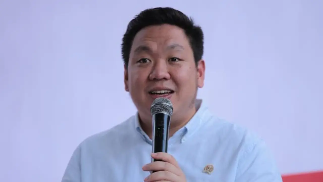 Charles PDIP