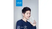 Gandeng Song Joong Ki, Vivo Siapkan Smartphone Transparan