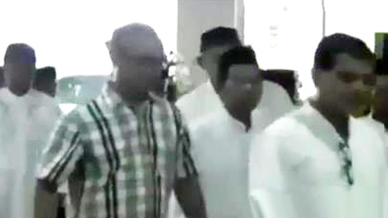 VIDEO: Keluarga Jokowi Gelar Akikah Cucu Pertama