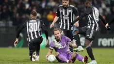 Tottenham Hotspur secara mengejutkan takluk dari klub antah berantah asal Slovenia yakni Mura pada laga kelima Grup G Europa Conference League, Jumat (26/11/2021). Pelatih Antonio Conte pun murka dengan hasil tersebut. (AP Photo)