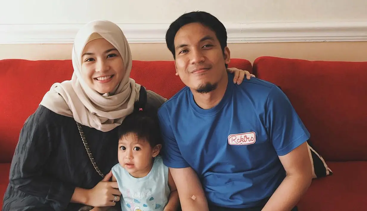 (Instagram/natasharizkynew)