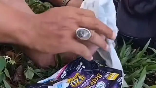 TNI pakai pembalut
