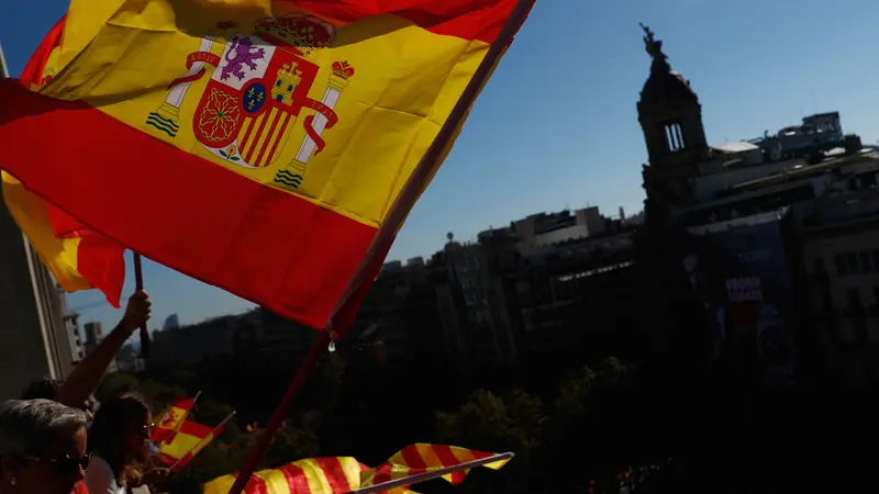 Warga Spanyol Tolak Kemerdekaan Catalonia