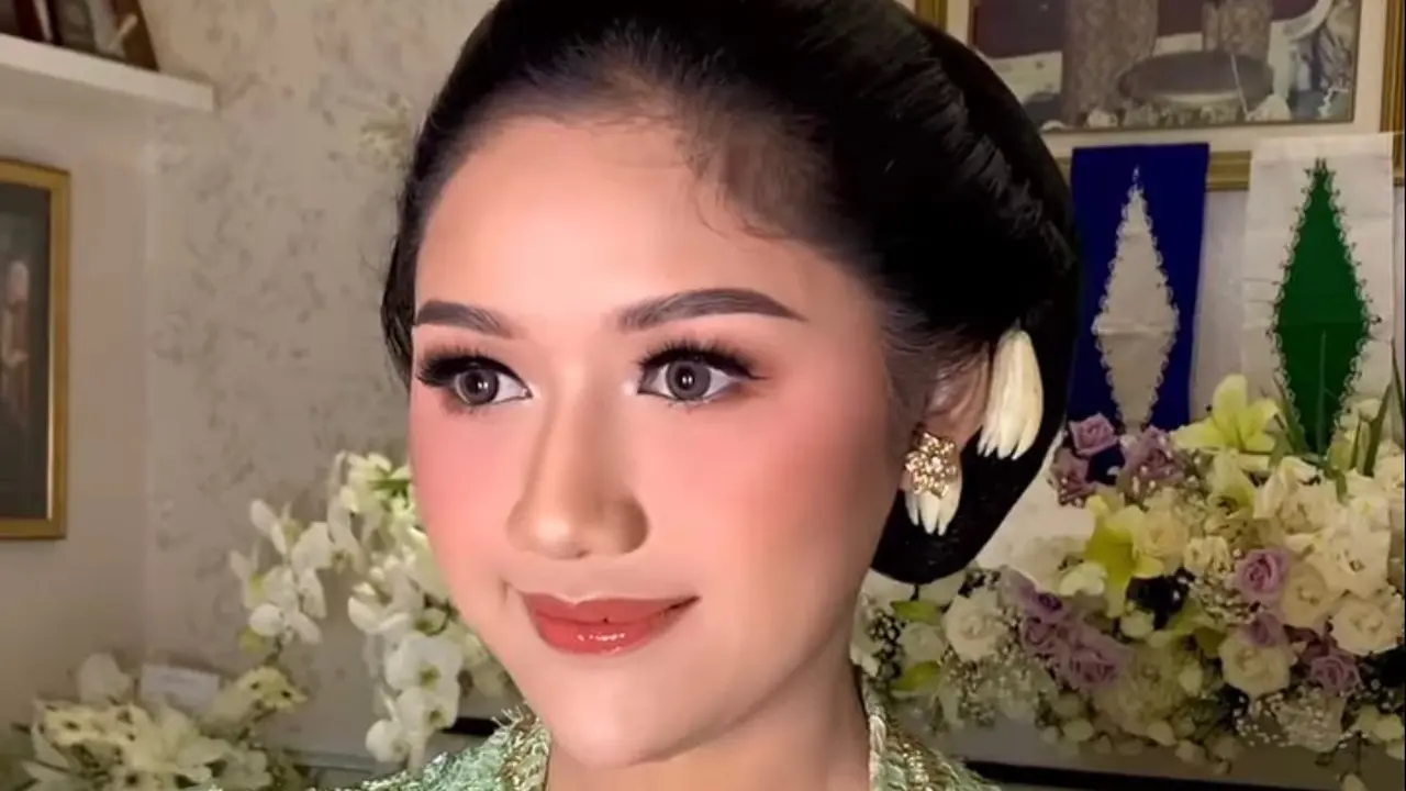 Erina Gudono usai siraman