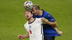 Bek veteran sekaligus kapten Timnas Italia, Giorgio Chiellini, tampil memukau di sepanjang gelaran Euro 2020. (Foto:AP/John Sibley,Pool)