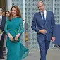 Kate Middleton dan Pangeran William saat mengunjungi Aga Khan Centre di London, Inggris. (Jeff Spicer / AFP)