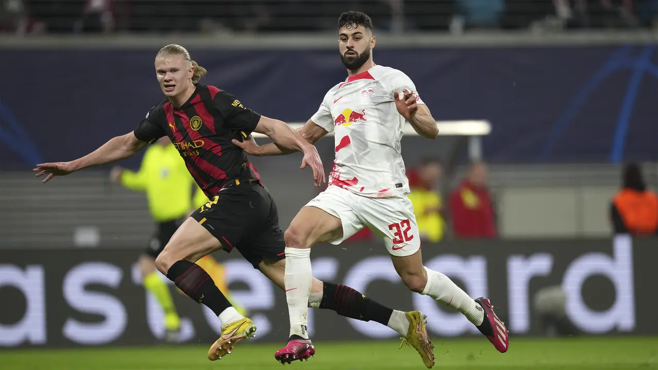 Foto: Bek Terbaik Piala Dunia 2022 Cetak Gol dan Bikin Haaland Tak Berkutik di Liga Champions