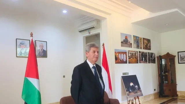 Duta Besar Palestina untuk Indonesia Zubair Alshun dalam konferensi pers peringatan Hari Nakbah (Liputan6.com/Siti Khotimah)