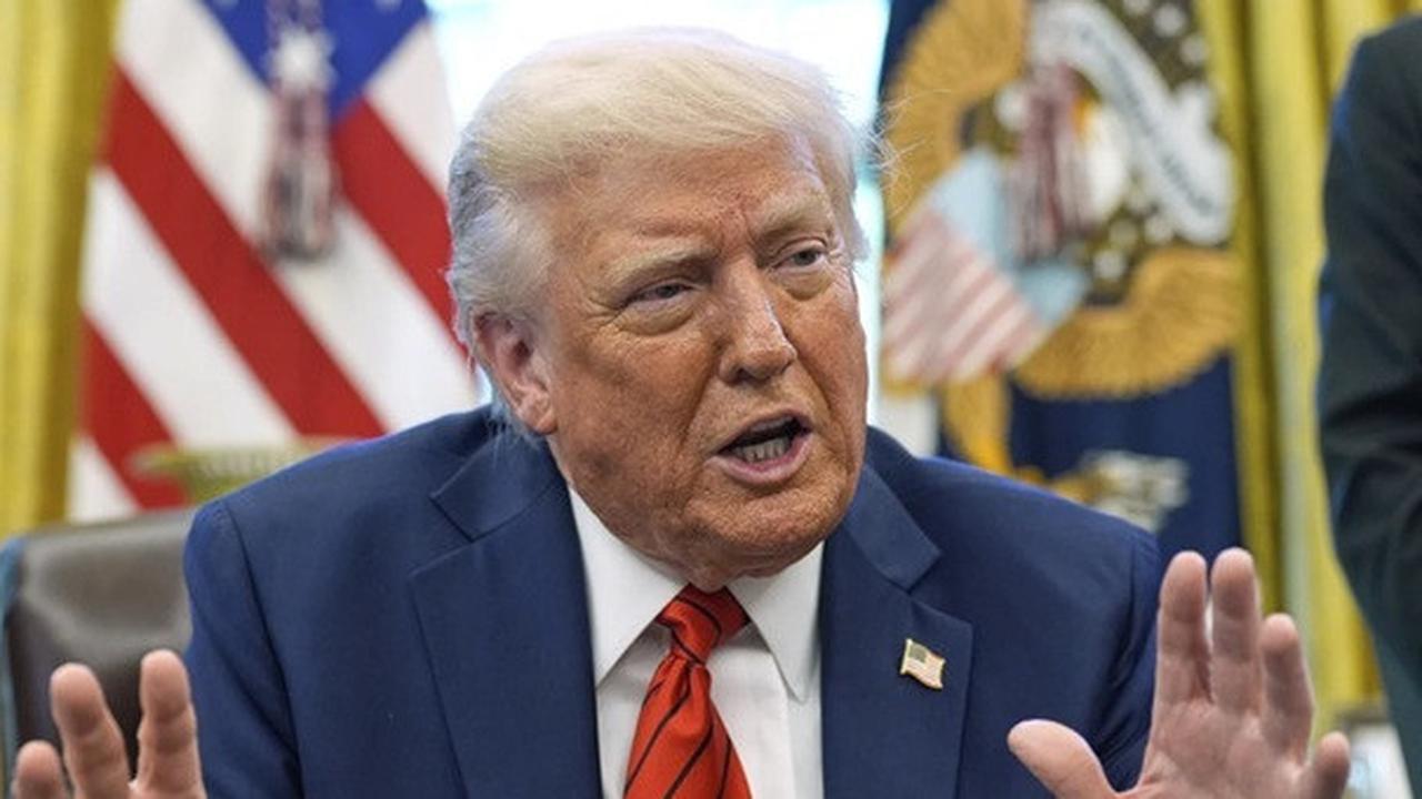 Beri Pukulan Telak ke Donald Trump, China Mendadak Batalkan Pesanan Daging Babi Asal AS