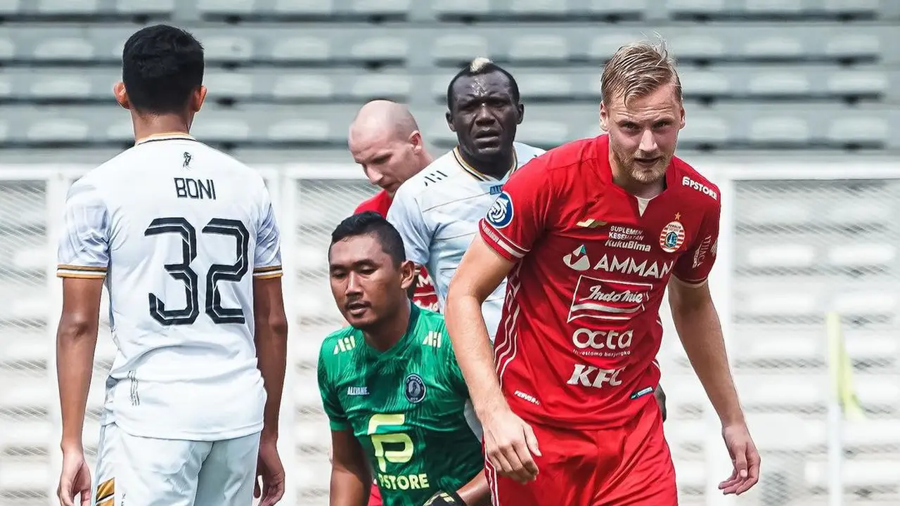 Persija Jakarta ketika beruji coba dengan FC Bekasi City.