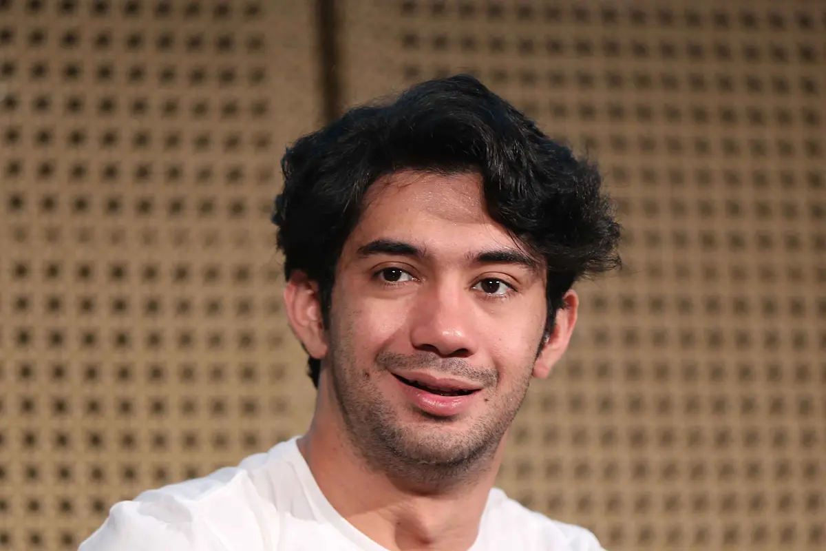 [Bintang] Reza Rahadian