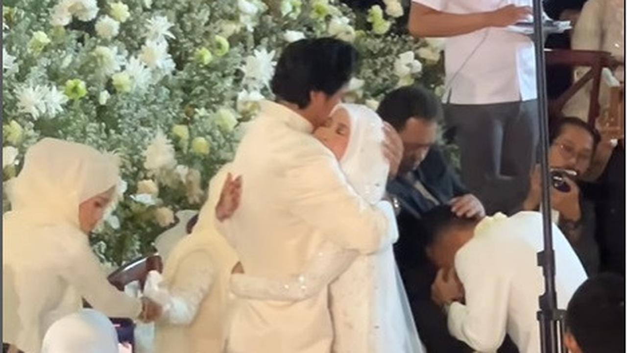Pelukan Abidzar Untuk Sang Kakak