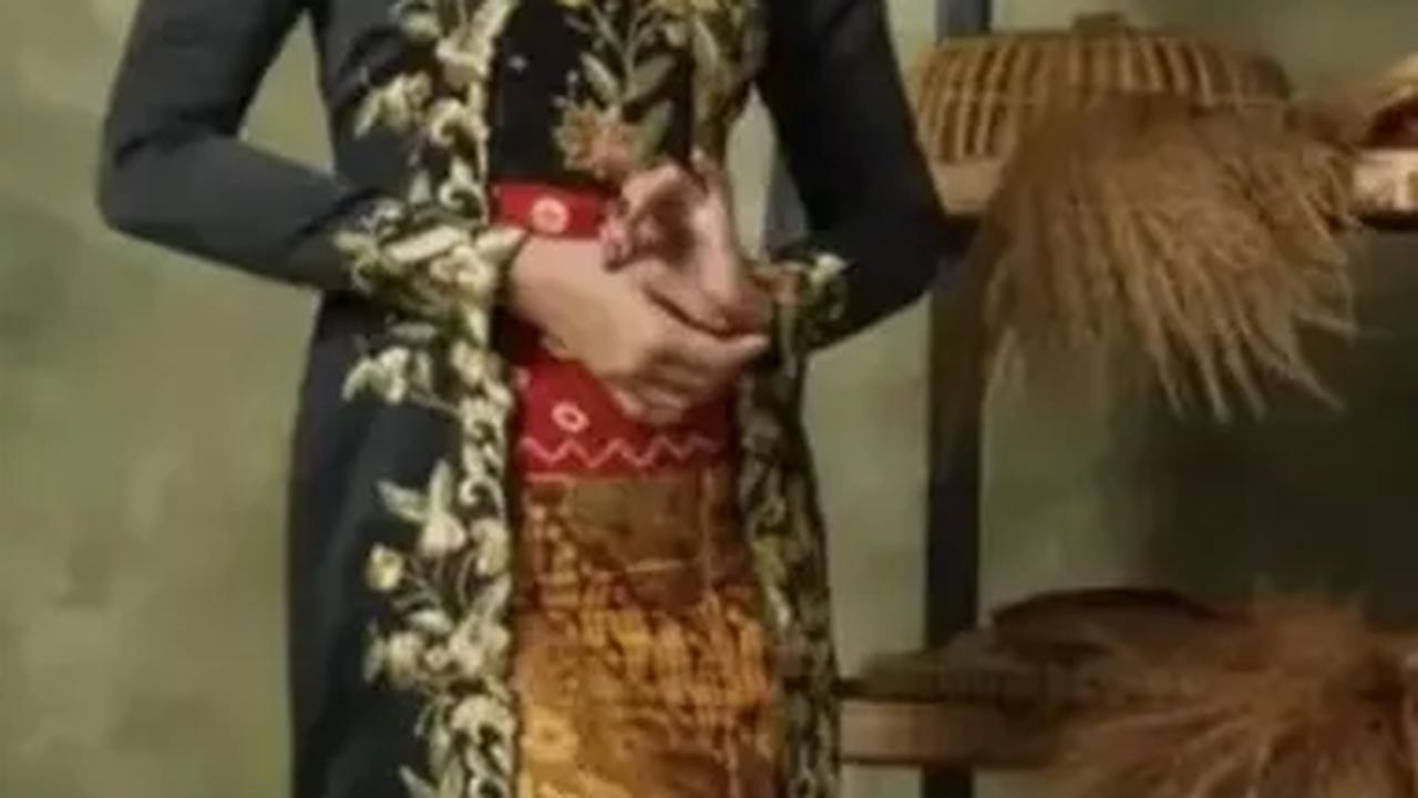 Berdarah Blasteran, Pesona para Artis Cantik Tanah Air Kenakan Kebaya ini Bak Putri Jawa