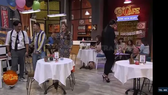 Kalina Ocktaranny memergoki Vicky Prasetyo yang sedang merayu Celine Evangelista