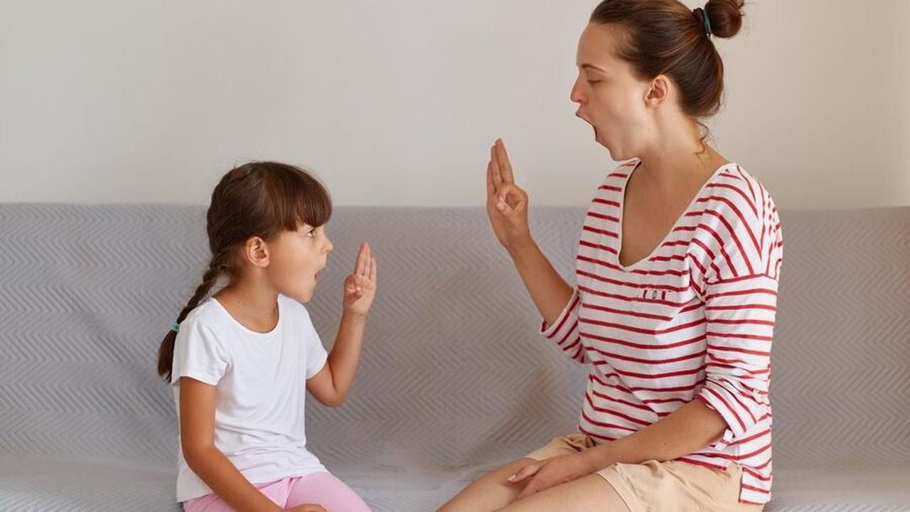 1. Perhatikan Gerak Tangan Anak<br>