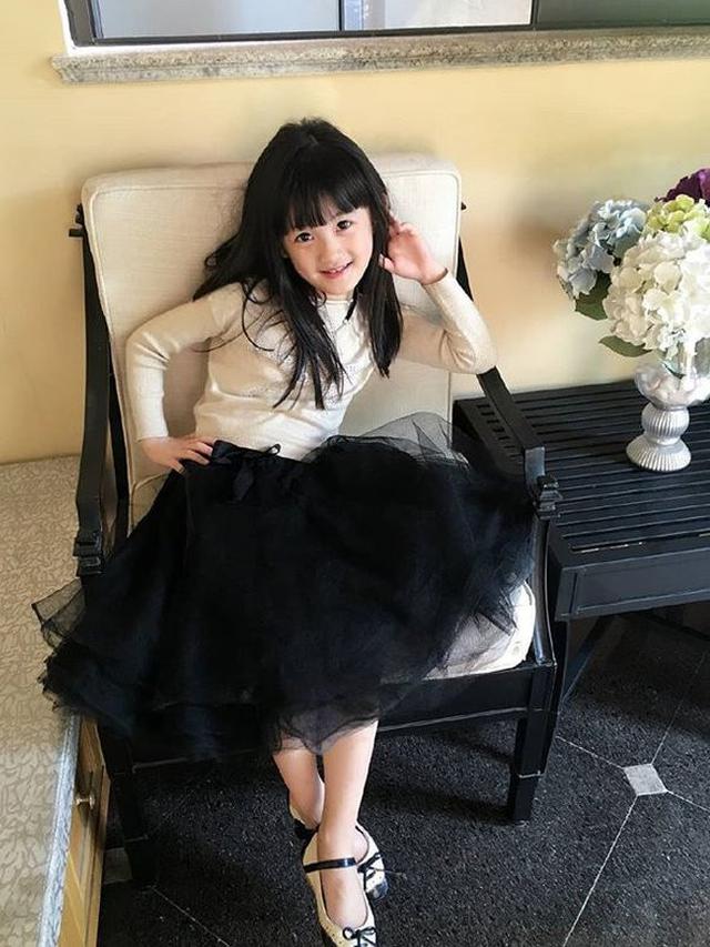 6 Potret Xie Shu Yu, Model Cilik Asal China yang Disebut Mirip Mark NCT