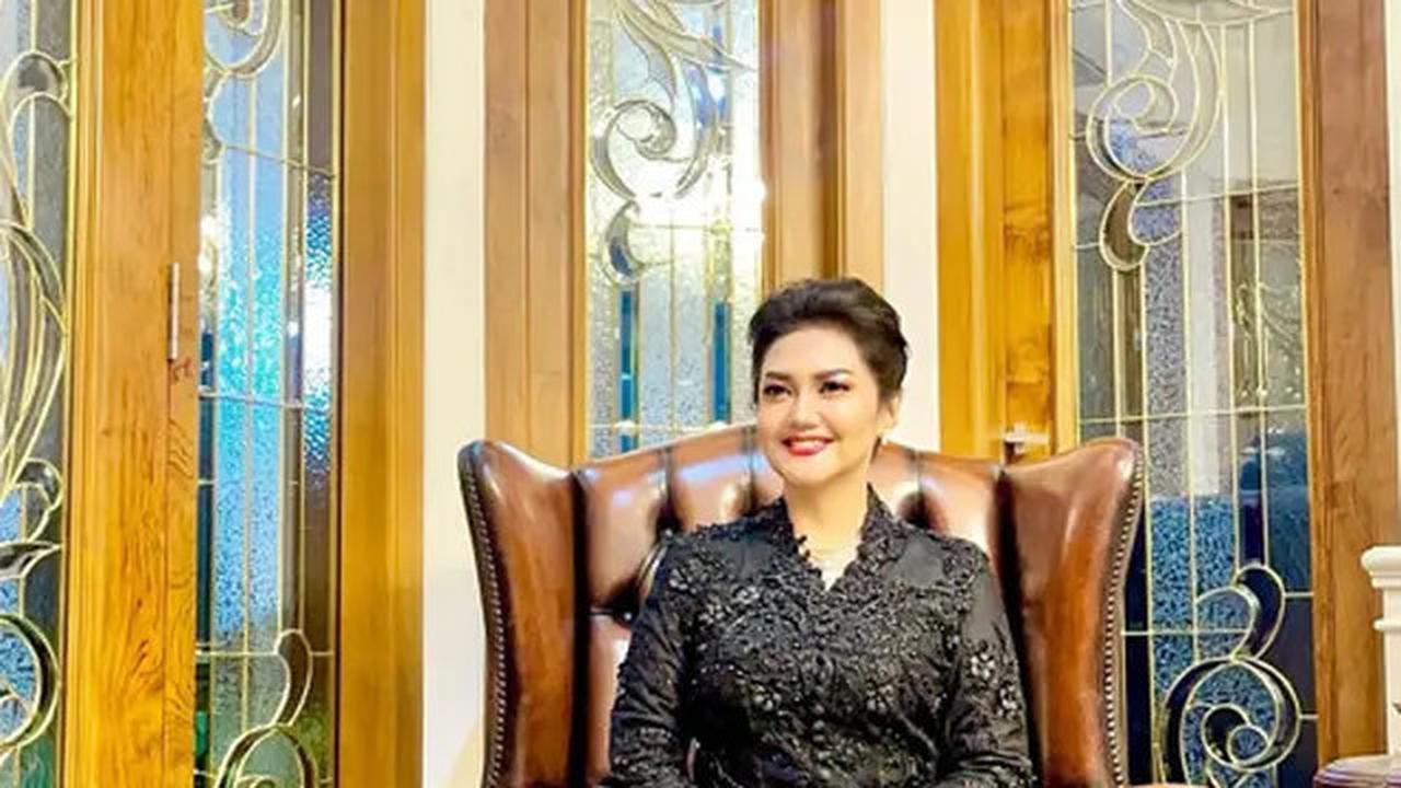 6 Model Rambut ala Bella Saphira saat Hadiri Kondangan, Bisa Jadi Inspirasi Ibu 50 Tahunan