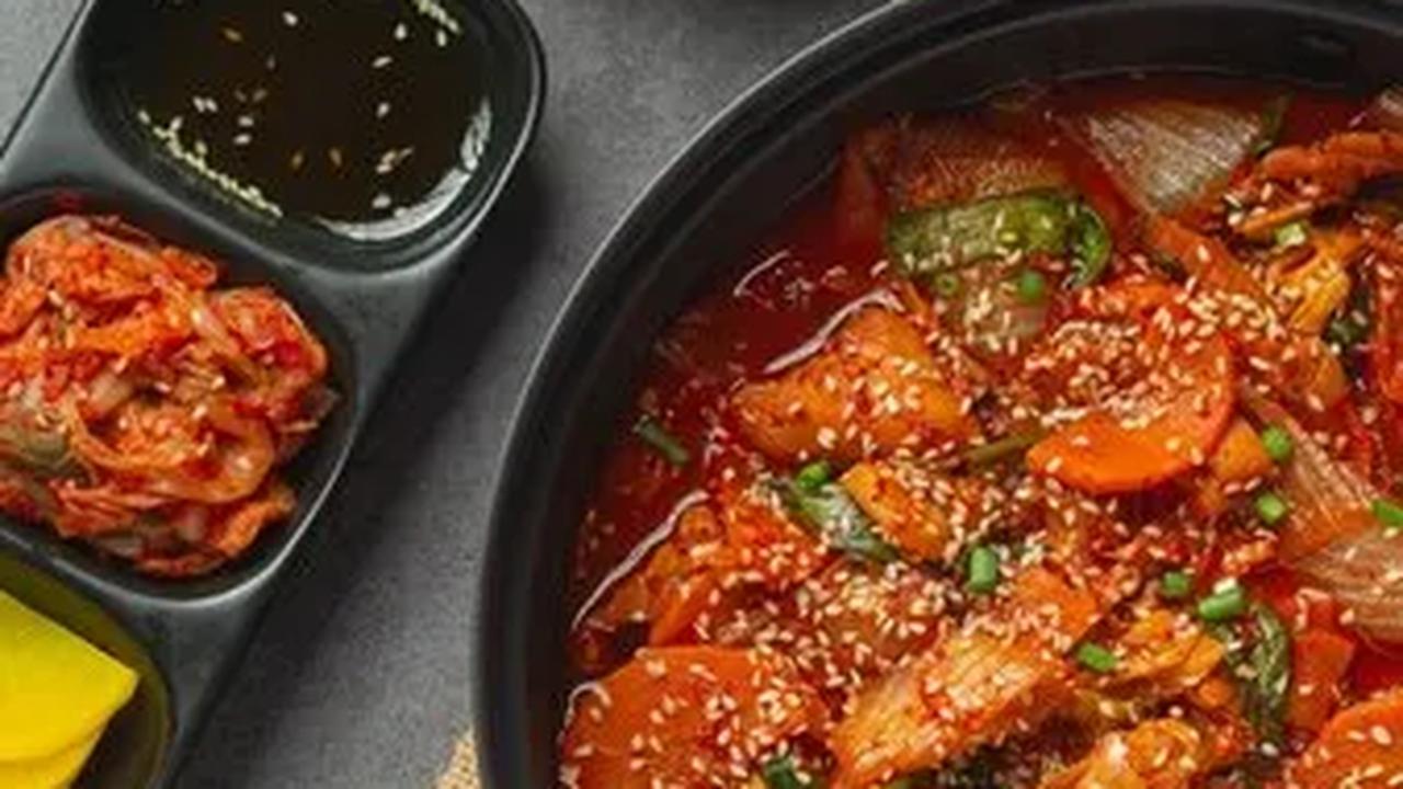 8.&nbsp;Makanan Panas dan Pedas