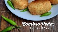 Sepiring combro kriuk. (Liputan6.com/IG/rikhatiwi)