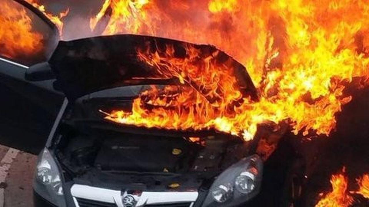 200 Mobil terbakar, perusahaan ini tarik kembali 220.000 unit