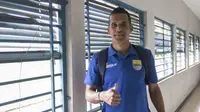 Pemain Persib Bandung, Aron Da Silva. (Bola.com/Vitalis Yogi Trisna)