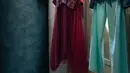 Tak hanya untuk tampilan formal, beberapa produk dapat digunakan untuk terlihat kasual. Cukup padahankan dengan bawahan polos tampilan anggun akan terwujud dalam seketika. [ Foto: dokumen Oscar Lawalata Culture.]