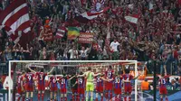 Pemain Bayern Muechen merayakan kegembiraan usai kalahkan Porto di ajang Liga Champions (Reuters)
