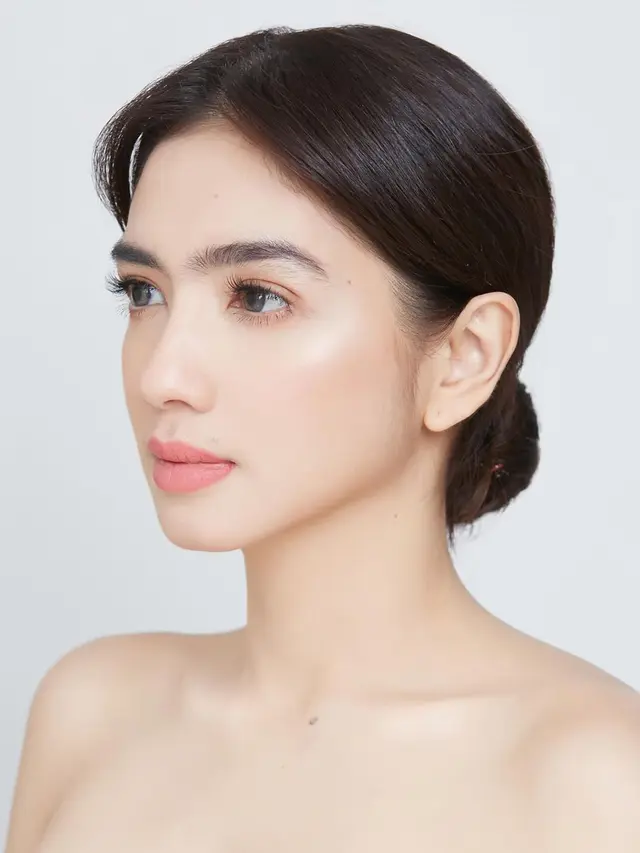 Kecantikan Angel Karamoy