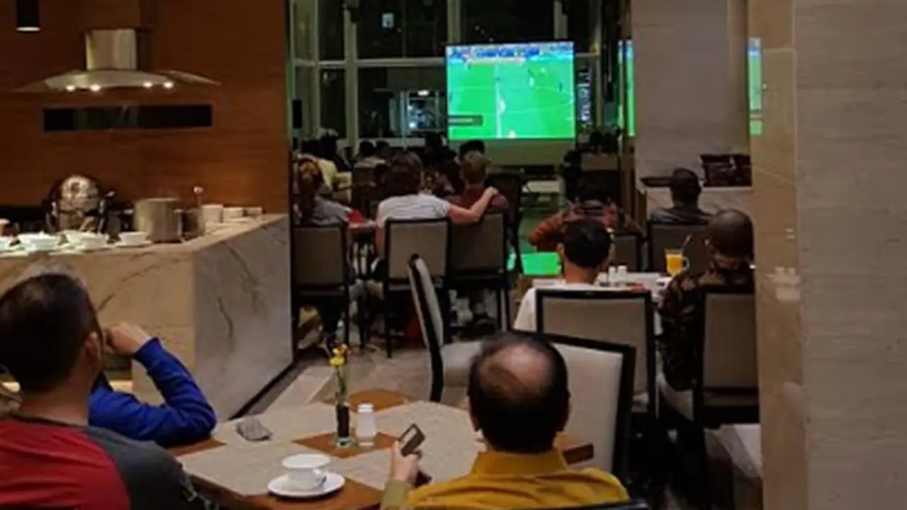 Live Piala Dunia, Santika Premiere Hayam Wuruk Jakarta Bagi-Bagi Merchandise