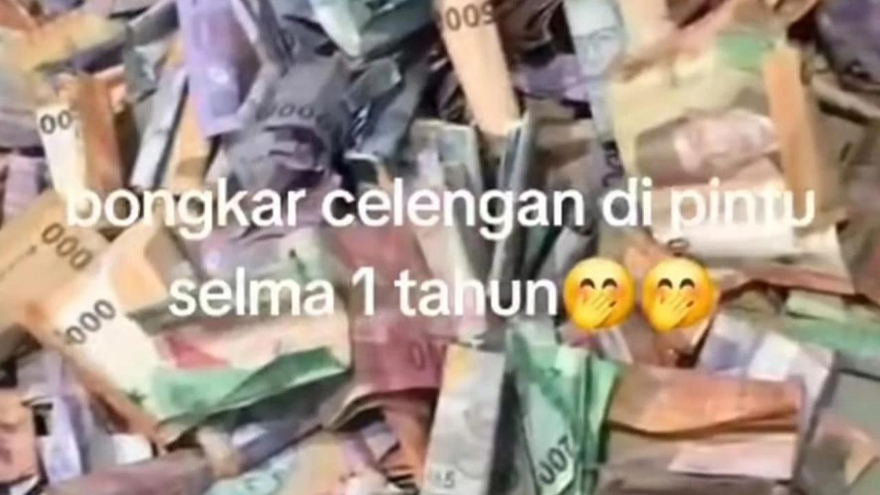 Pembongkaran Celengan di Kayu