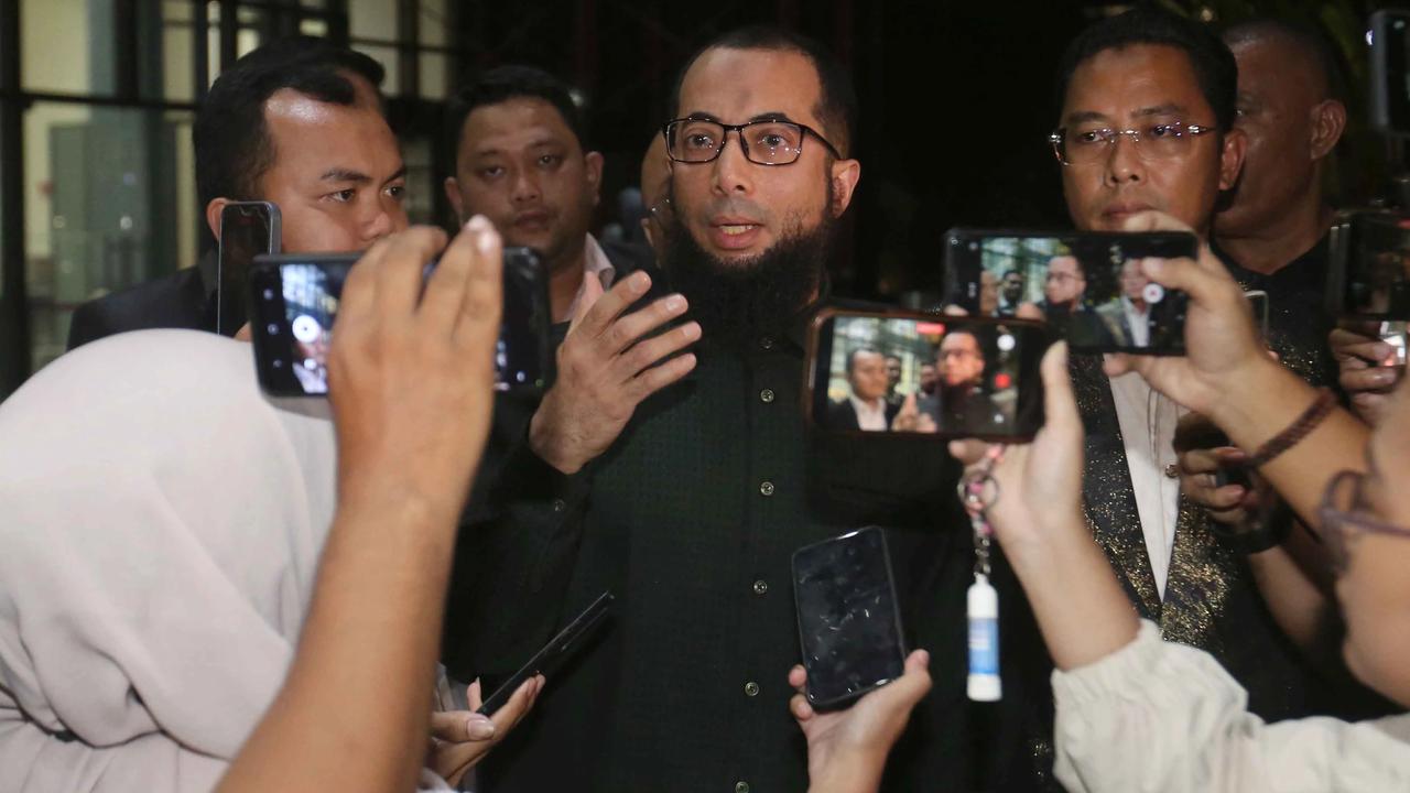 FOTO: Khalid Basalamah Diperiksa Sebagai Saksi Dugaan Korupsi Kuota Haji Tambahan