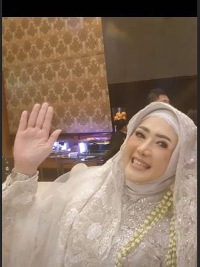 Pernikahan Pinky Evianty (Brilio.net/ Instagram - @pinkyevianty)