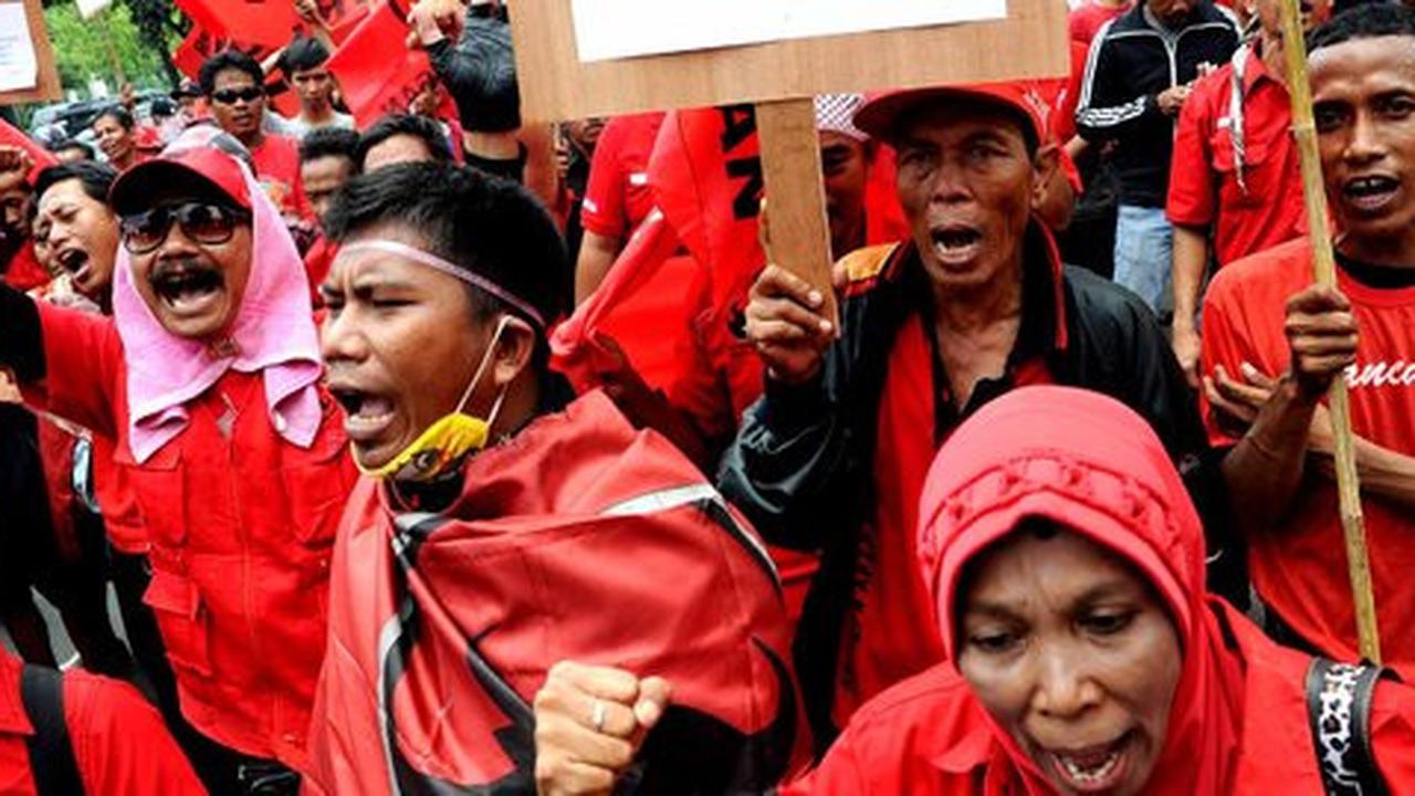 Tanda tangan sekretaris DPC PDIP Depok dipalsukan, massa demo KPU