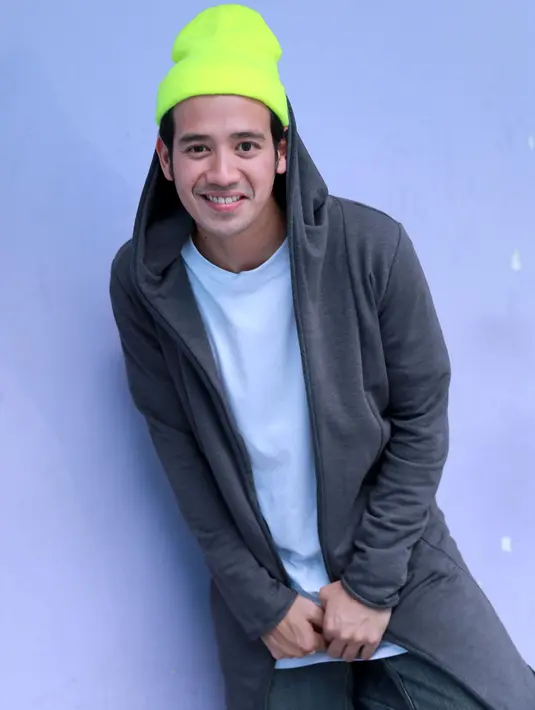 Sontak, aksinya ini mengundang pro dan kontra. Pasalnya selama ini Tarra disebut hanya mendompleng popularitas Olga Syahputra kala menapaki karir di entertainment. (Galih W. Satria/Bintang.com)