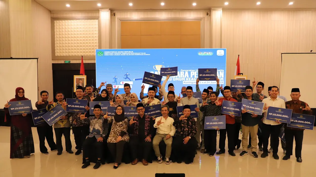 Kemenag memberi penghargaan kepada 29 penulis Buku Umum Keagamaan Islam. masing masing dapat Rp 15 juta. (Istimewa)