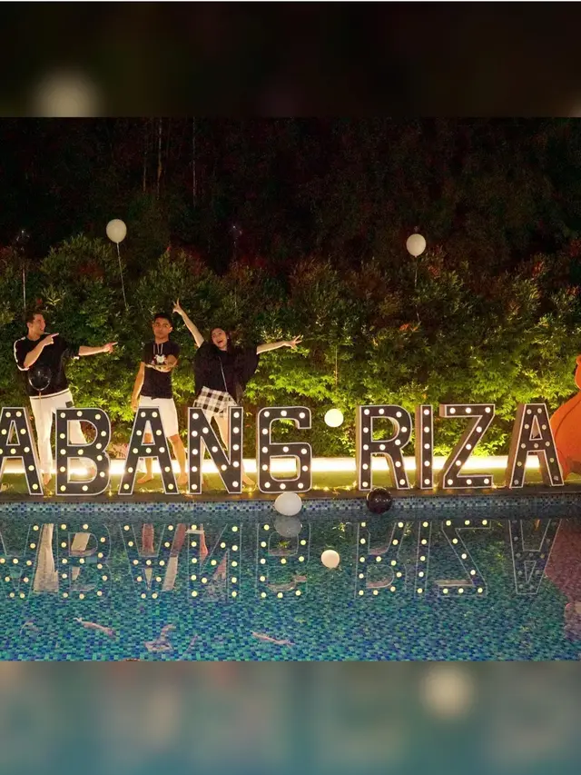 6 Potret Perayaan Ultah Riza Syah, Verrell Bramasta dan Febby Rastanty Beri Kejutan