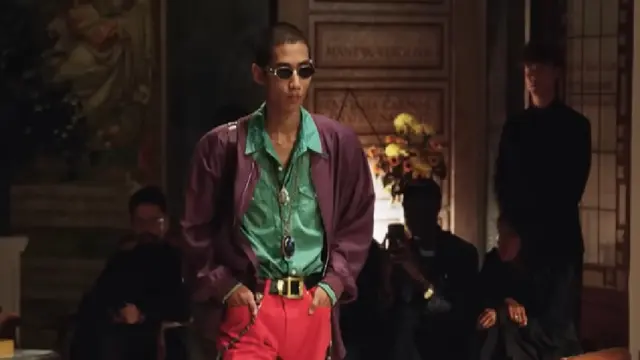 Versace Lepas Dario Vitale Usai Diakuisisi Prada, Hanya 8 Bulan Jabat Direktur Kreatif