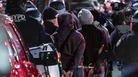 Penangkapan mahasiswa yang ikut demo protes pro-Palestina di University of Columbia (Universitas Columbia). (AP/Craig Ruttle)