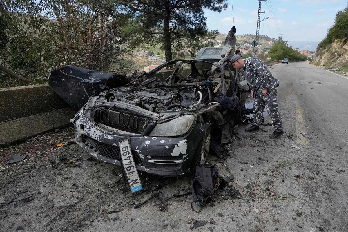 FOTO: : Tiga Jurnalis Tewas dalam Serangan Udara Israel di Lebanon