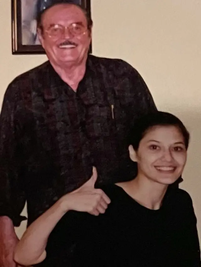 6 Potret Kenangan Tamara Bleszynski dan Mendiang Ayah, Buntut Digugat Rp 34 Miliar
