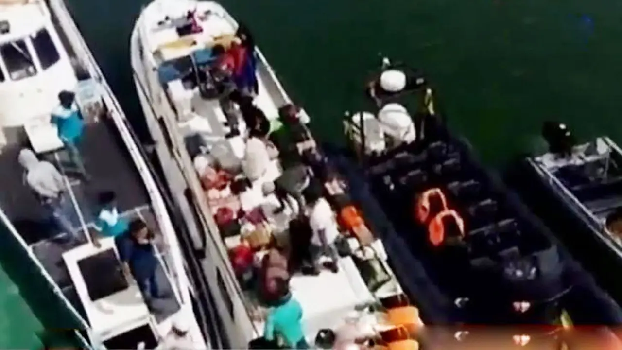 VIDEO: 138 Penumpang KM Lambelu Tiba Selamat di Pelabuhan Nunukan