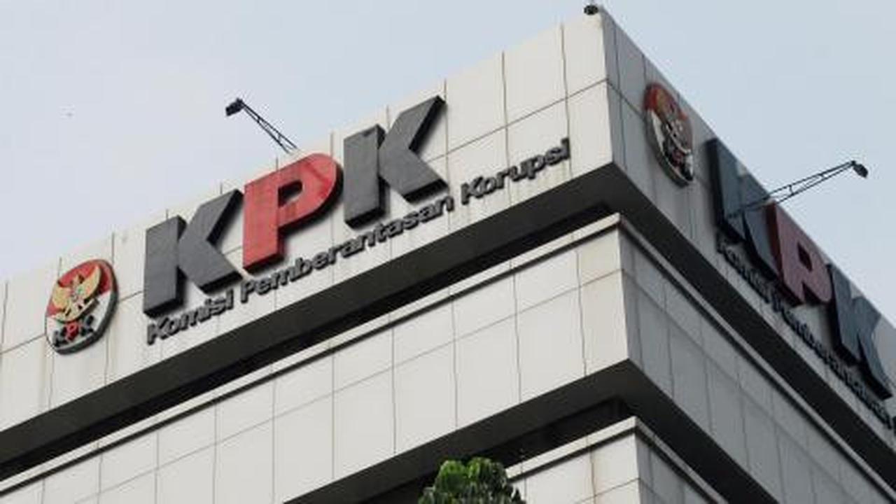 7 Anggota DPRD Riau ditangkap, pedagang untung 