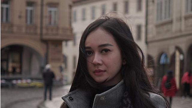 [Bintang] Aura Kasih